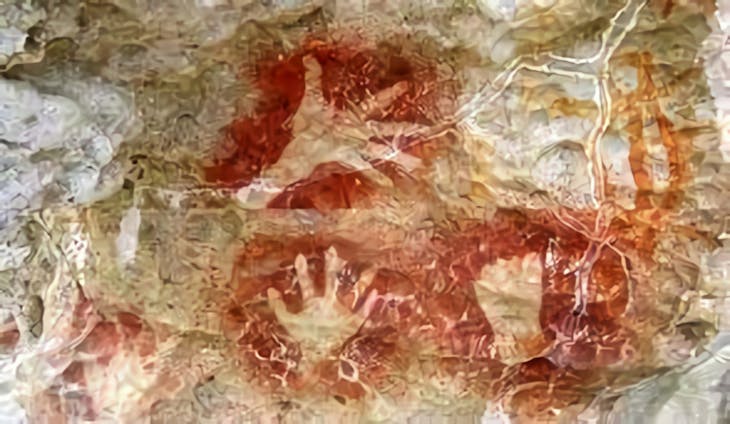 Situs Tapurarang Abadikan Lukisan Cap Tangan Darah Merah Zaman Megalitikum