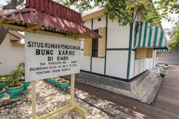 Gambar sampul Menengok Rumah Pengasingan Bung Karno di Ende, Kini Jadi Favorit Wisatawan