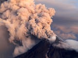 Gambar sampul Rekam Jejak Fenomena Letusan Gunung Api di Indonesia