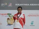 Gambar sampul Guntur, Sosok Hebat Atlet Difabel Pemecah Rekor Renang  ASEAN Para Games