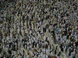 Gambar sampul Menolak Tawaran Pergi Haji demi Merengkuh Kemerdekaan