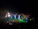 Gambar sampul Eksotisme Ethnic Jazz Tanah Air di Amphitheatre Tertinggi Dunia