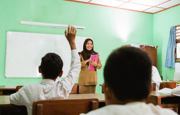 Gambar sampul Selayang Pandang Guru dan Tenaga Kependidikan di Indonesia, Kaum Milenial Mendominasi