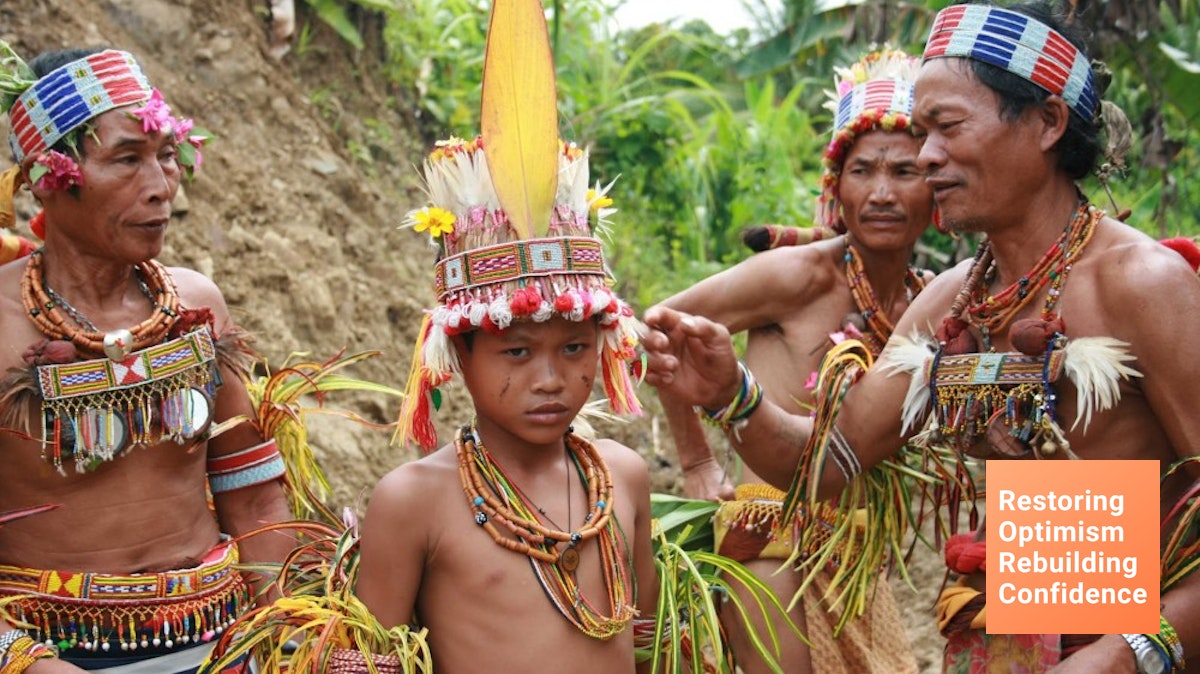 Suku Suku Asli Indonesia Ini Mampu Bertahan Tanpa Mengikuti